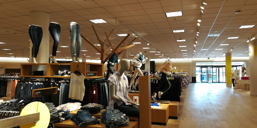 Department Store «Nordstrom Alderwood Mall», reviews and photos, 3200 184th St SW, Lynnwood, WA 98037, USA