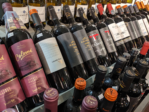 Wine Store «Great Neck Wines & Spirits», reviews and photos, 13 N Station Plaza, Great Neck, NY 11021, USA