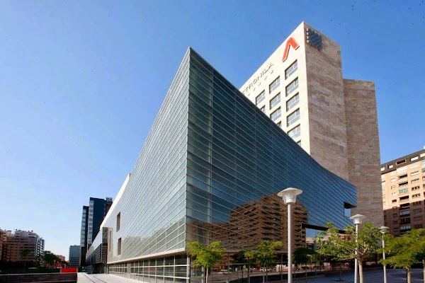 Hotel Reina Petronila