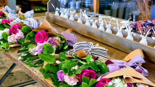 Florist «Glendora Florist», reviews and photos, 234 N Glendora Ave, Glendora, CA 91741, USA