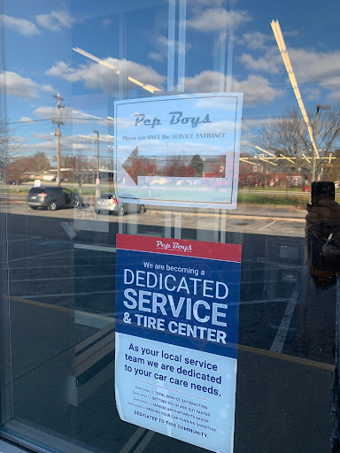 Auto Parts Store «Pep Boys Auto Parts & Service», reviews and photos, 1321 Morse Rd, Columbus, OH 43229, USA