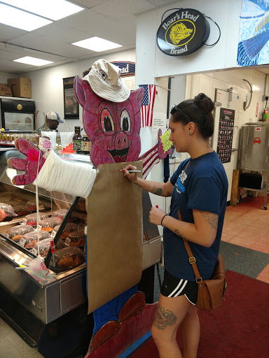 Grocery Store «Piggly Wiggly Hilton Head», reviews and photos, 1 N Forest Beach Dr, Hilton Head Island, SC 29928, USA