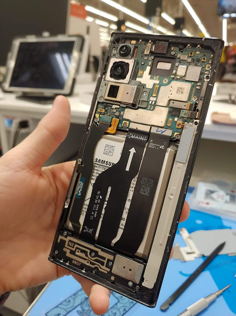 Cellairis (in Walmart)