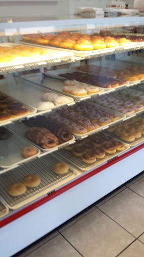 Donut Shop «CH Donut Shop», reviews and photos, 154 Bockman Way, Sparta, TN 38583, USA