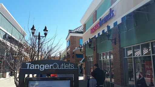 Outlet Mall «Tanger Outlet Mebane», reviews and photos, 4000 Arrowhead Blvd, Mebane, NC 27302, USA