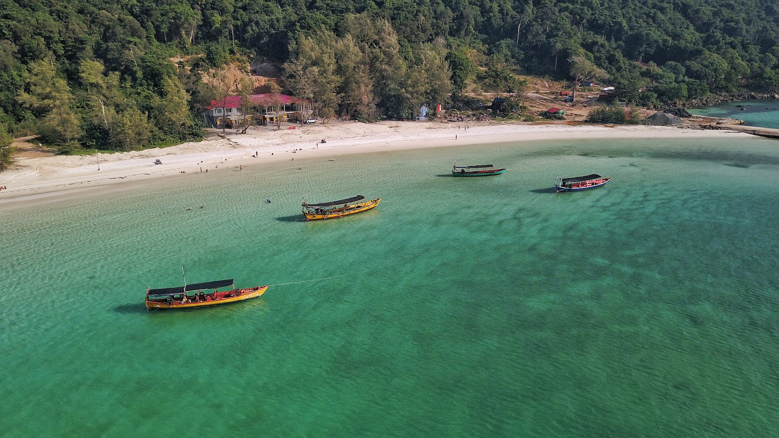 Royal Beach'in fotoğrafı ve yerleşim