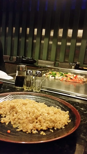 Movie Theater «Studio Movie Grill», reviews and photos, 5655 Colleyville Blvd #300, Colleyville, TX 76034, USA