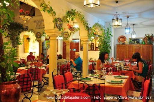 Taberna Patio de la Judería