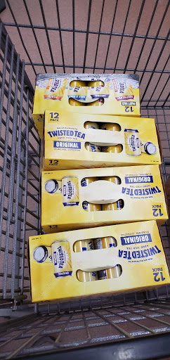 Beer Store «Family Beer & Liquor Store», reviews and photos, 20200 US Rte 20 Frontage Rd, East Dubuque, IL 61025, USA