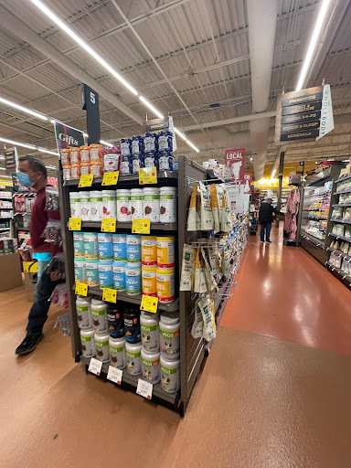 Grocery Store «Whole Foods Market», reviews and photos, 340 N Main St, West Hartford, CT 06117, USA