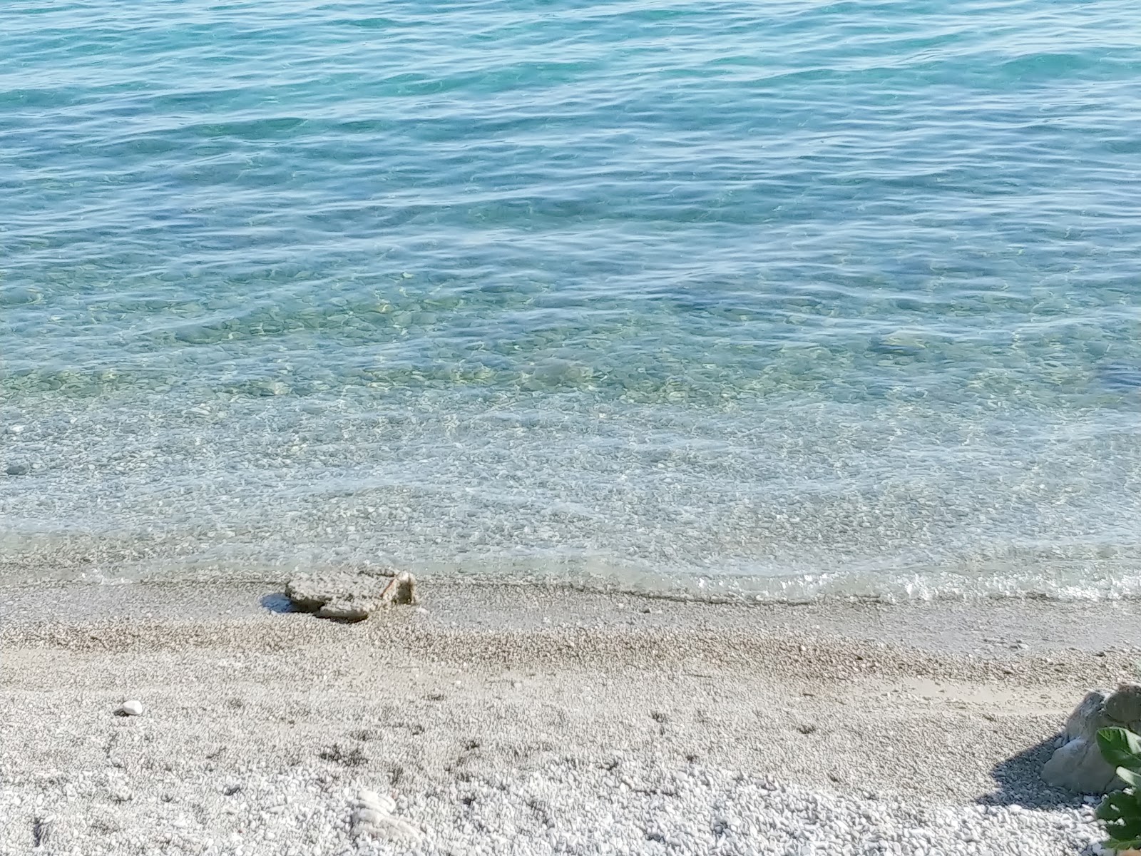 Foto von Vrachakia beach annehmlichkeitenbereich