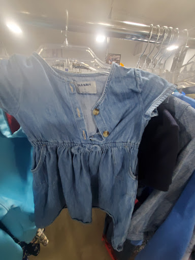 Thrift Store «Goodwill Mechanicsville Retail Store», reviews and photos, 7147 Brandy Run Dr, Mechanicsville, VA 23111, USA