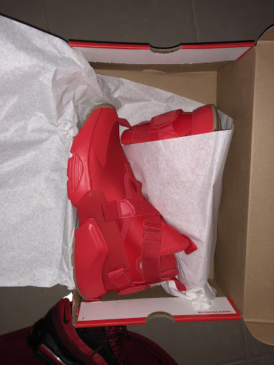 Shoe Store «Finish Line», reviews and photos, 620 Chicago Ridge Mall, Oak Lawn, IL 60453, USA