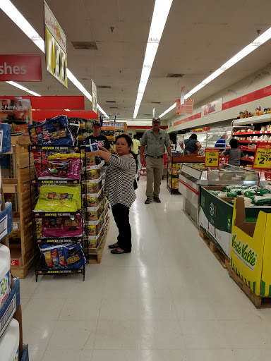Grocery Store «Save-A-Lot», reviews and photos, 405 S Circle Dr, Colorado Springs, CO 80910, USA
