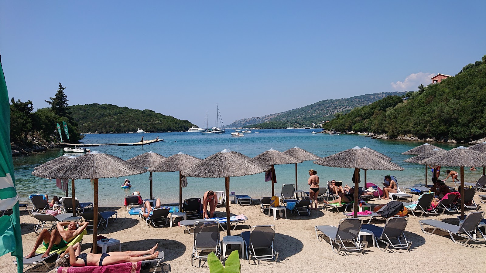 Karbouno Beach'in fotoğrafı çok temiz temizlik seviyesi ile