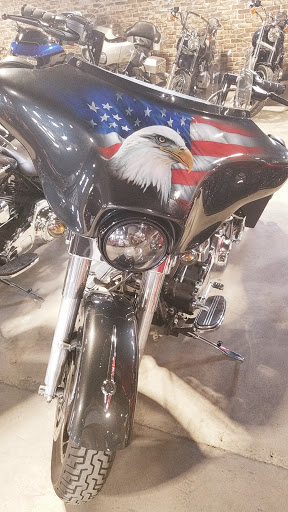 Motorcycle Dealer «McGrath Dubuque Harley Davidson», reviews and photos, 145 N Cres Ridge, Dubuque, IA 52003, USA