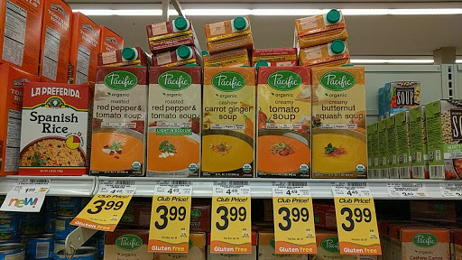 Grocery Store «Safeway», reviews and photos, 7414 Little River Turnpike, Annandale, VA 22003, USA