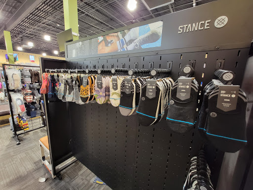 Shoe Store «MetroShoe Warehouse», reviews and photos, 2308 24th Ave NW, Norman, OK 73069, USA