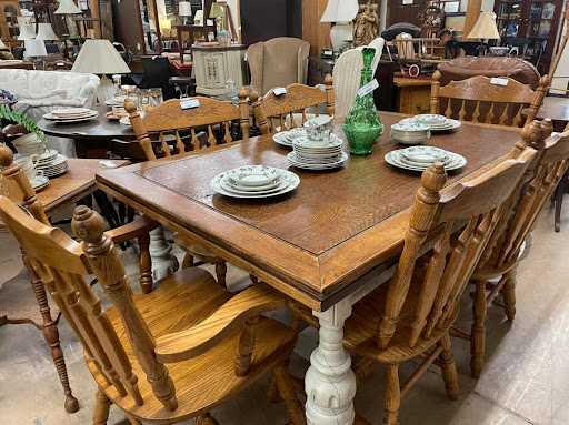 Consignment Shop «Refabulous Furnishings», reviews and photos, 2231 Vestal Pkwy W, Vestal, NY 13850, USA