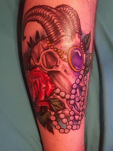 Explore simple finger tattoo ideas, creative tattoo ideas in Houston, available at Rose & Dagger Tattoo