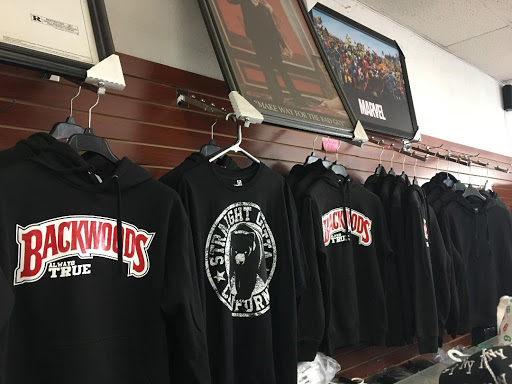 Tobacco Shop «Famous Smoke Shop», reviews and photos, 3022 Stockton Blvd # 6, Sacramento, CA 95820, USA