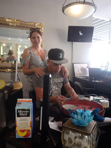 Beauty Salon «Ana Molinari Salon Spa Boutique», reviews and photos, 52 S Palm Ave, Sarasota, FL 34236, USA