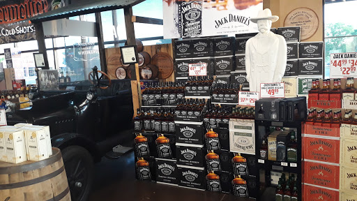 Liquor Store «Parkway Wine & Spirits», reviews and photos, 611 President Pl, Smyrna, TN 37167, USA