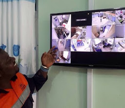 Ile Iwe Shopping Complex photo