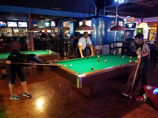 Bowling Alley «University Bowl», reviews and photos, 12332 Interstate 10 Frontage Rd #10, San Antonio, TX 78230, USA