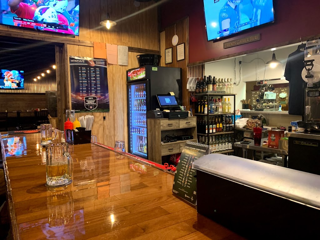 ERNIES SPORTS BAR 41031