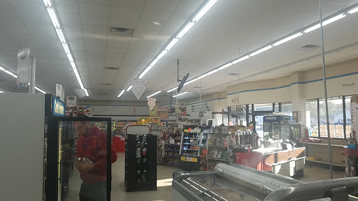 Grocery Store «Piggly Wiggly Supermarket», reviews and photos, 44 S Ingold Ave, Garland, NC 28441, USA