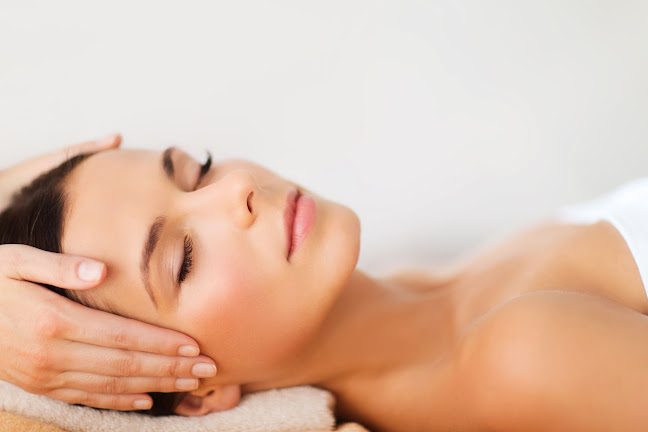 Vicki Taylor Massage & Beauty Therapist