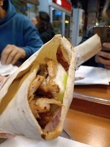 Opiniones de Ashot Shawarma en Las Piedras - Restaurante