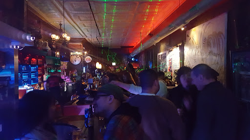 Bar «Harbee Liquors & Tavern», reviews and photos, 1345 W 18th St, Chicago, IL 60608, USA