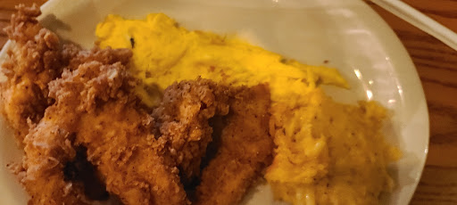 American Restaurant «Cracker Barrel Old Country Store», reviews and photos, 3431 Ross Clark Cir, Dothan, AL 36303, USA