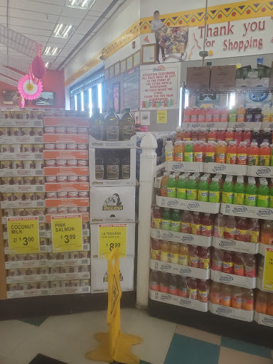 Grocery Store «Bravo Supermarkets», reviews and photos, 1291 Albany Ave, Hartford, CT 06112, USA