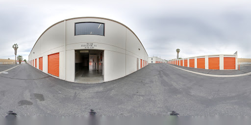 Self-Storage Facility «Public Storage», reviews and photos, 18175 Chatsworth St, Granada Hills, CA 91344, USA