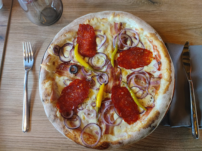 Doomsday Bistro & Pizzabar - Restoran