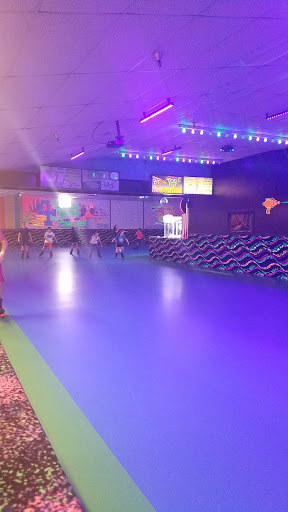 Roller Skating Rink «Skate Estate», reviews and photos, 3401 Vestal Rd, Vestal, NY 13850, USA
