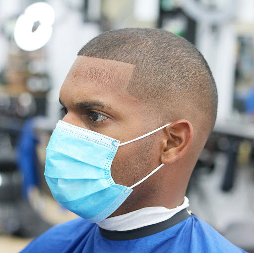 Barber Shop «4 Gentlemen Barbershop», reviews and photos, 12789 Waterford Lakes Pkwy #4, Orlando, FL 32828, USA