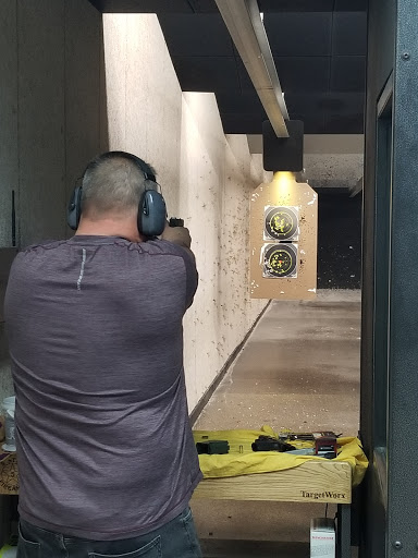 Shooting Range «5 Star Firearms», reviews and photos, 41666 N Sheridan Rd, Zion, IL 60099, USA