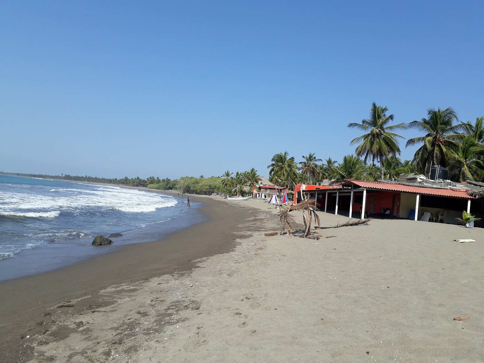 Valokuva Playa de San Telmoista. ja asutus