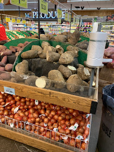 Supermarket «Farmers Market by Food Bazaar Supermarket», reviews and photos, 345 Huntington Turnpike, Bridgeport, CT 06610, USA