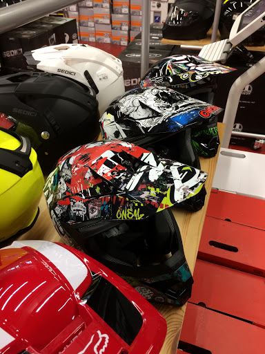 Motorcycle Parts Store «Cycle Gear», reviews and photos, 5032 E Colonial Dr, Orlando, FL 32803, USA