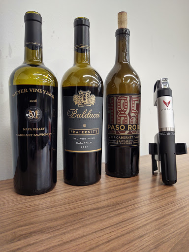 Wine Store «Total Wine & More», reviews and photos, 333 Crossroads Blvd, Cary, NC 27518, USA