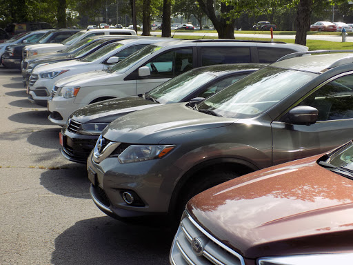 Used Car Dealer «Pre-Owned Car & Truck Liquidation Center», reviews and photos, 1510 S Military Hwy, Chesapeake, VA 23320, USA
