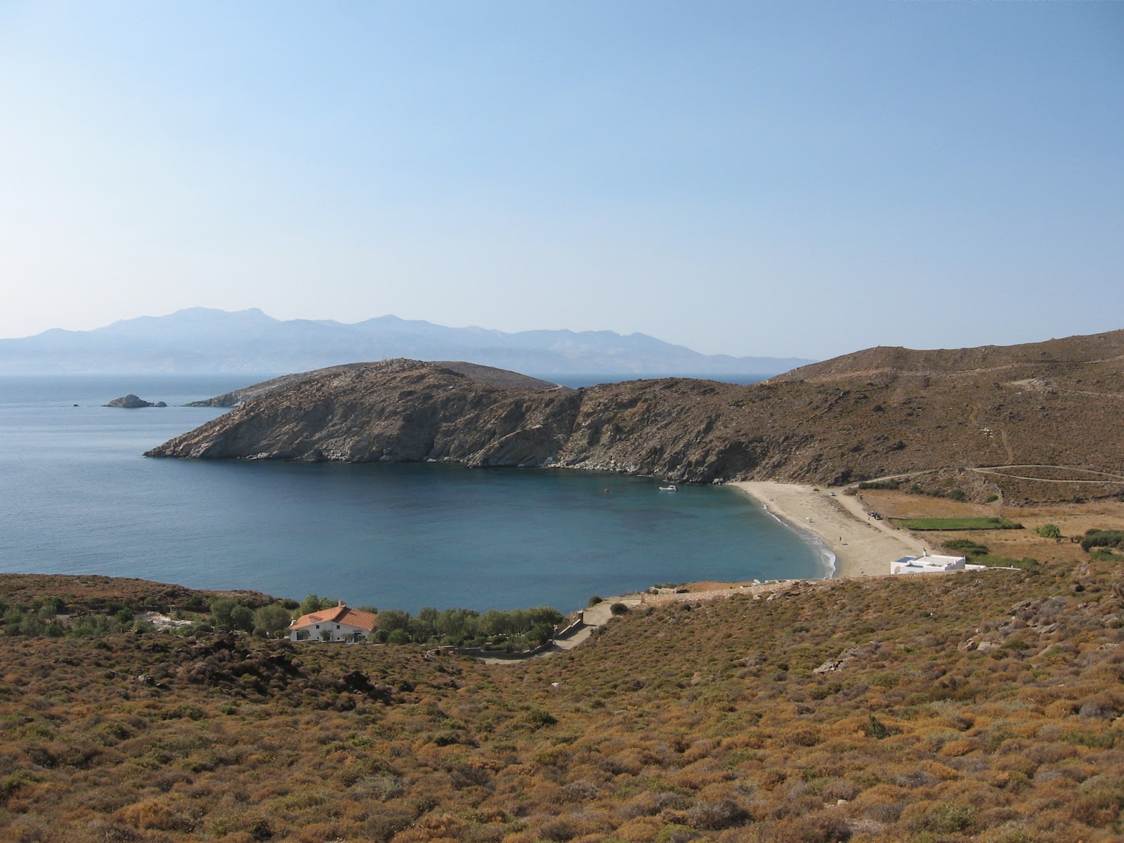 Foto von Kourtali Beach mit kleine bucht