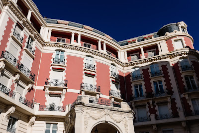 Key and Sale à Biarritz
