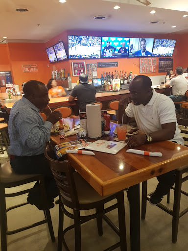 Bar & Grill «Chicago Bar & Grill», reviews and photos, 4444 FM 1960, Houston, TX 77068, USA