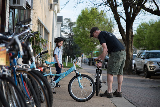 Used Bicycle Shop «VéloCity Bicycle Cooperative», reviews and photos, 2111 Mt Vernon Ave, Alexandria, VA 22301, USA